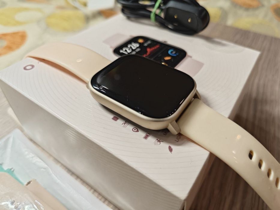 Смарт годинник Amazfit GTS rose pink