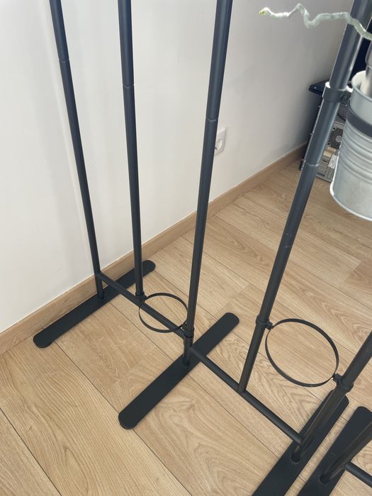 Floreira amovivel preto com suporte vasos