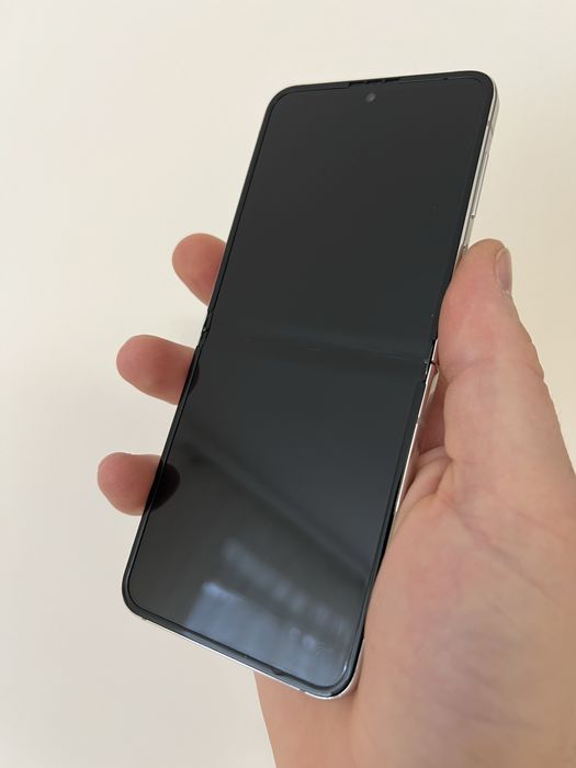 Galaxy Z Flip 5 8/512GB
