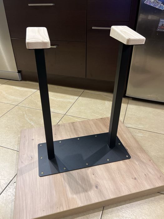 Stojak do cwiczeń  akrobatycznych