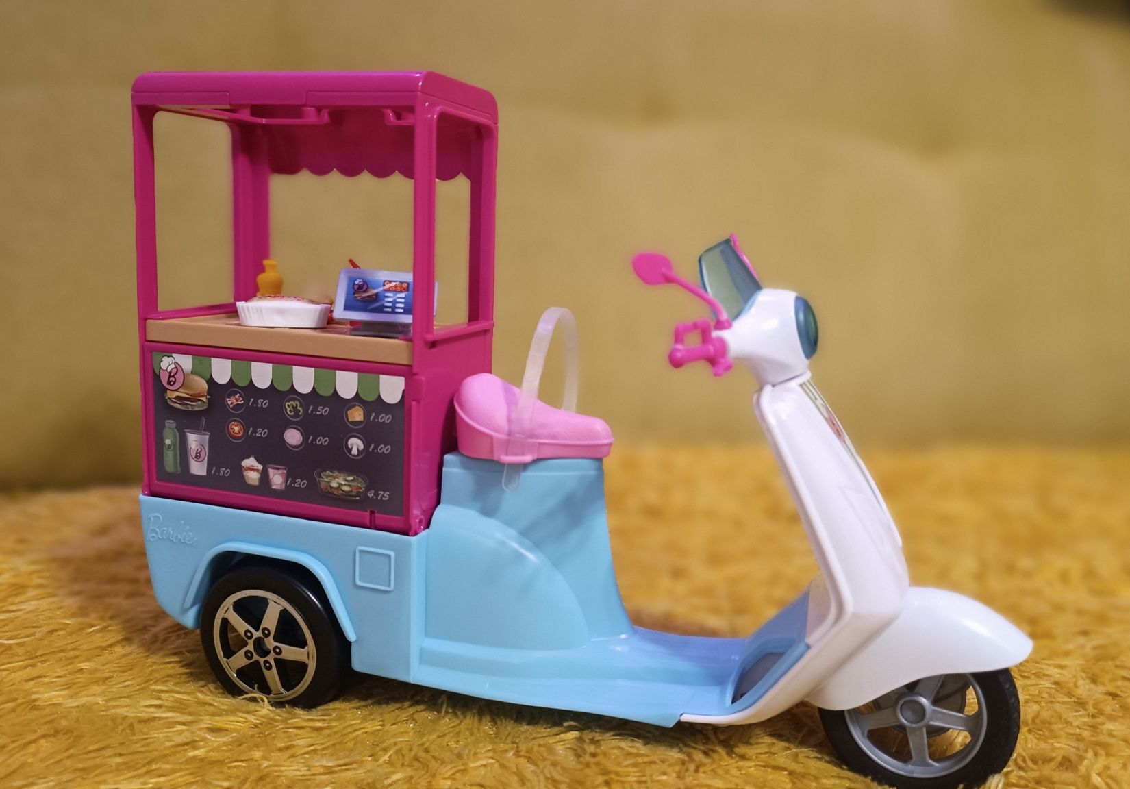 Skuter Barbie mobilny bufet