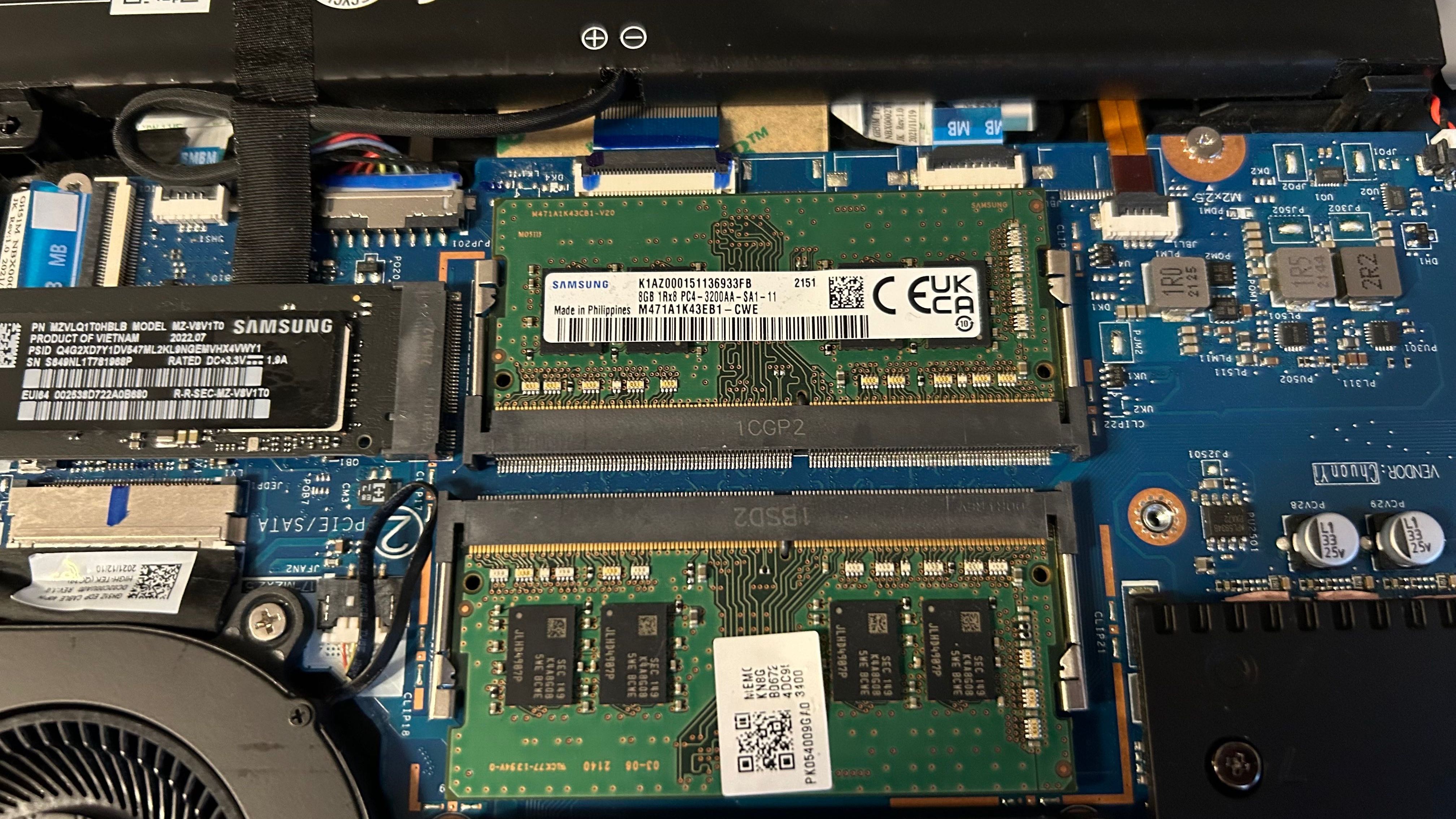 pamięć ram DDR4 3200 2x8GB 16GB samsung z laptopa acer nitro