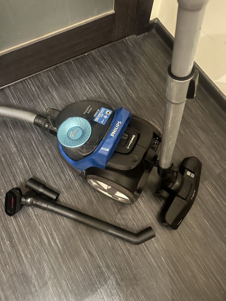 Колбовий Пилосос Philips 1900ват