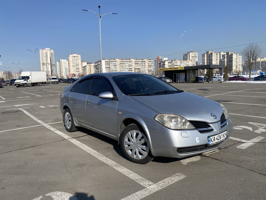 Nissan Primera P12