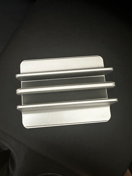 Підставка для ноутбука omoton laptop vertical stand silver