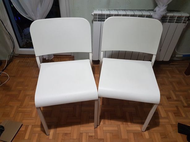 Dwa krzesła białe do jadalni ikea melltrop
