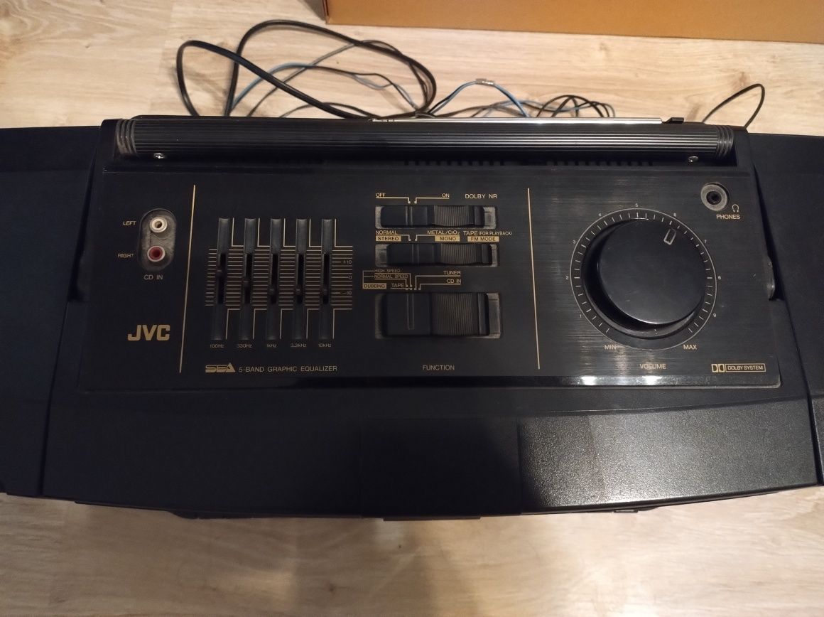 Radiomagnetofon JVC