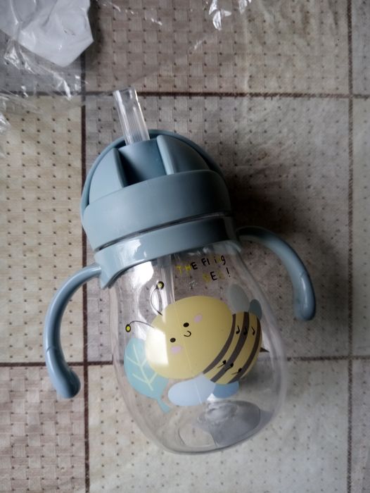 Бутилочка 250 мл. чашка непроливайка для води для дітей.