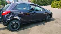 Mazda 2 II hatchback 5d atrapa lampy klapa części