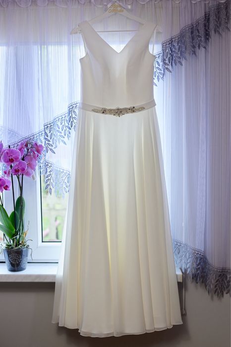 Suknia ślubna ecru rozmiar 38-40