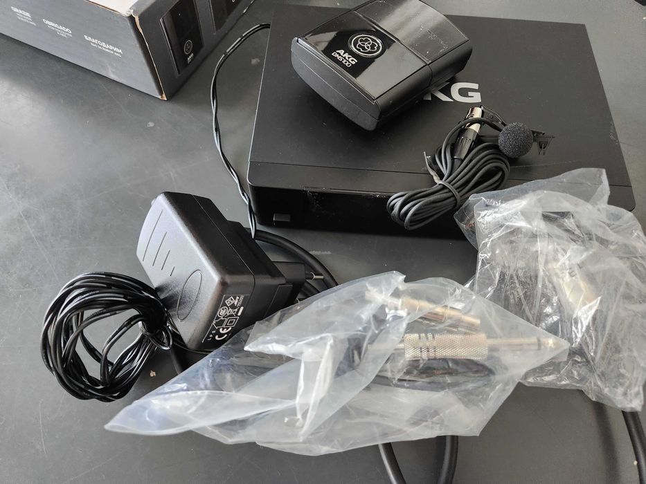 AKG Emissor/Receptor  DMS100 c Mic Lapela