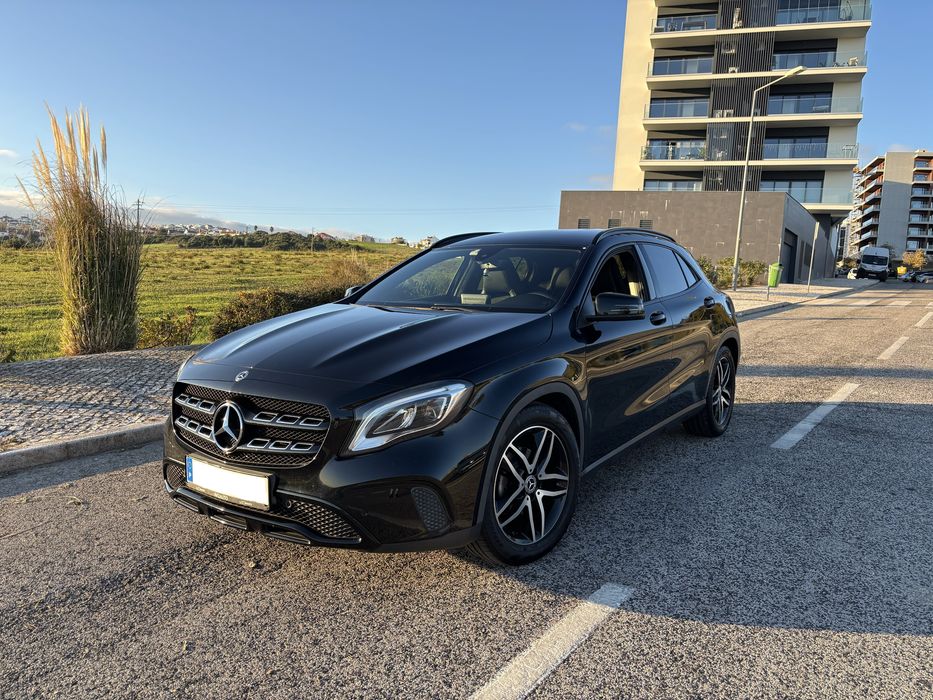 Mercedes Benz GLA180 Urban Pack Night