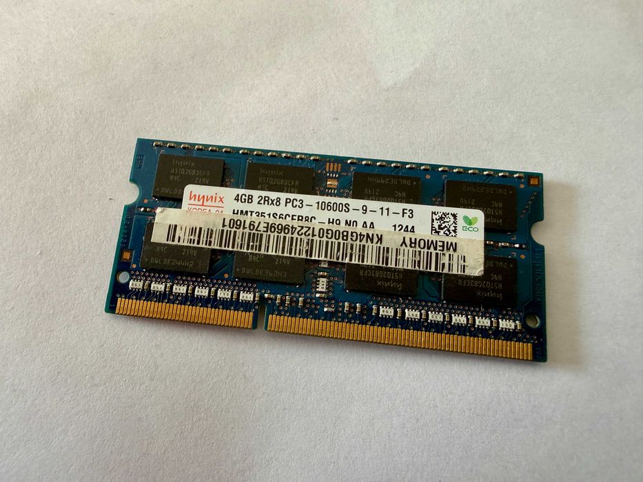 Pamięć RAM SK Hynix 4GB DDR3 1066MHz SO-DIMM do laptopa