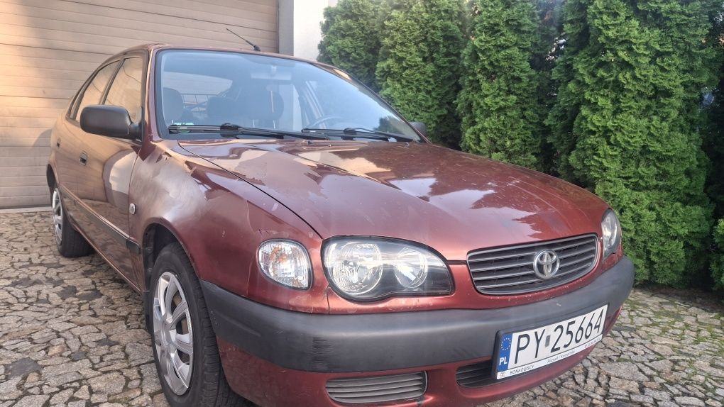 Toyota corolla 1.4 benzyna klima/REZERWACJA