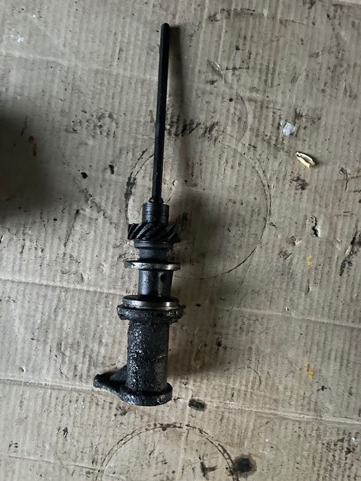 Привід розподільника запалювання ЗМЗ і масляного насоса ГАЗ 53, 3307