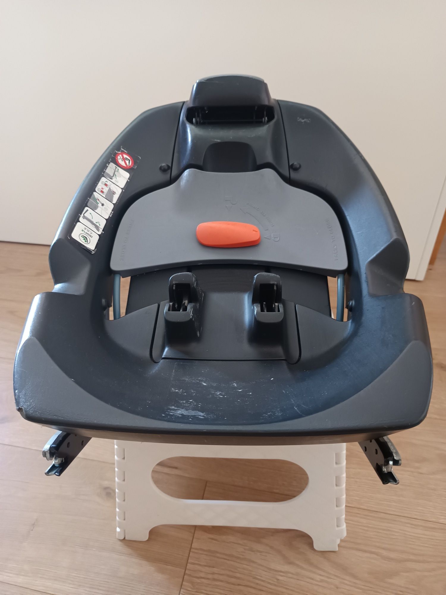 3 em 1 Cubex Q - Ovo/Alcofa e Carrinho com Isofix incluído