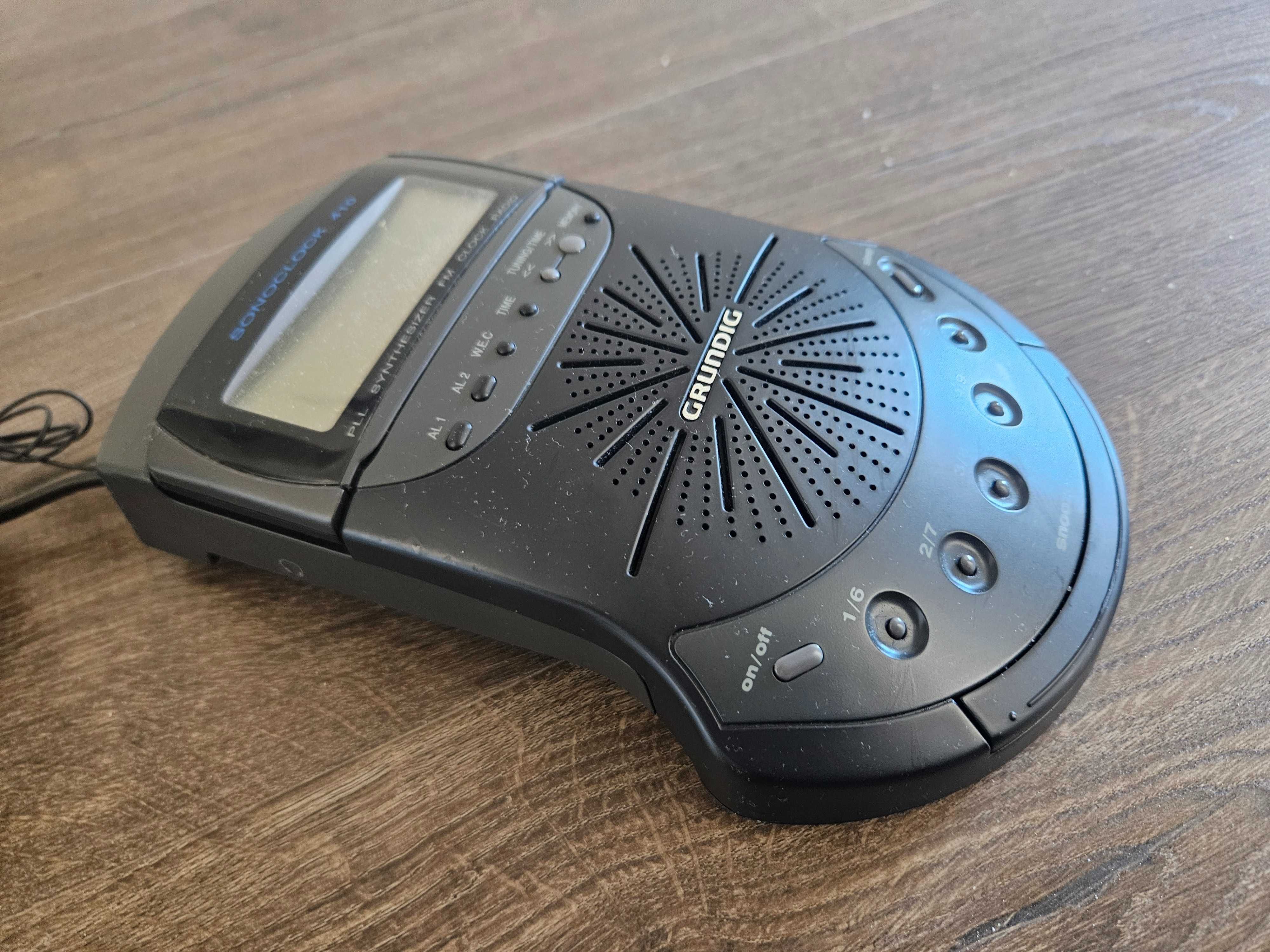 Rádio Despertador Grundig