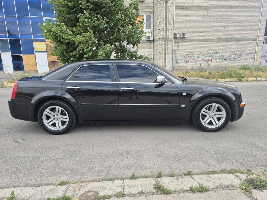 Chrysler 300c 2.7