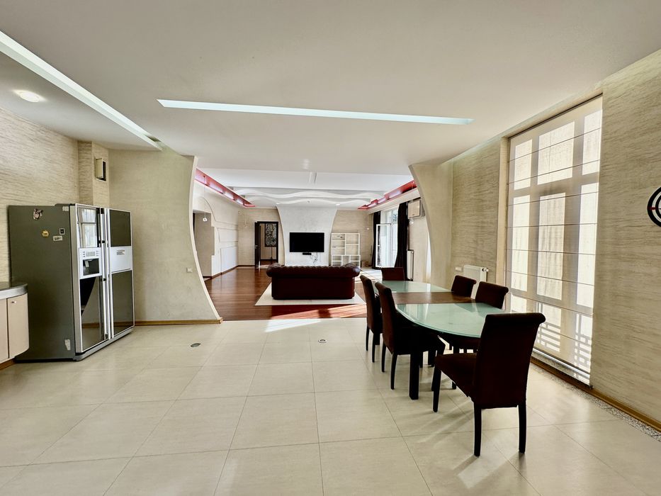 Аренда трехкомнатной квартиры . Клубный дом. Французский бульвар