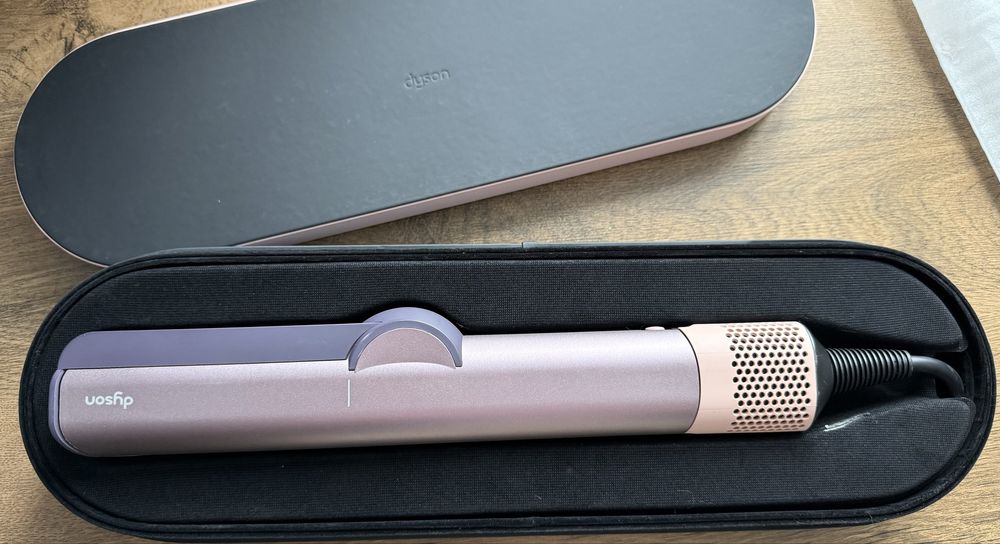 Dyson Airstrait випрямляч для волосся