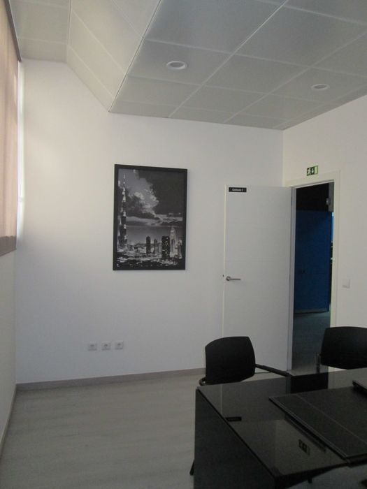 Armazém para Arrendamento em Alverca