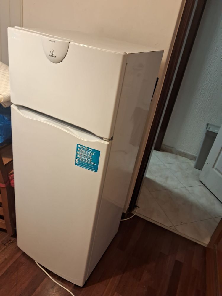 frigorífico semi-novo