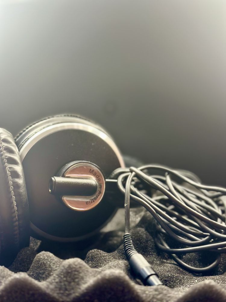 AKG K271 Studio (б/у в гарному стані)