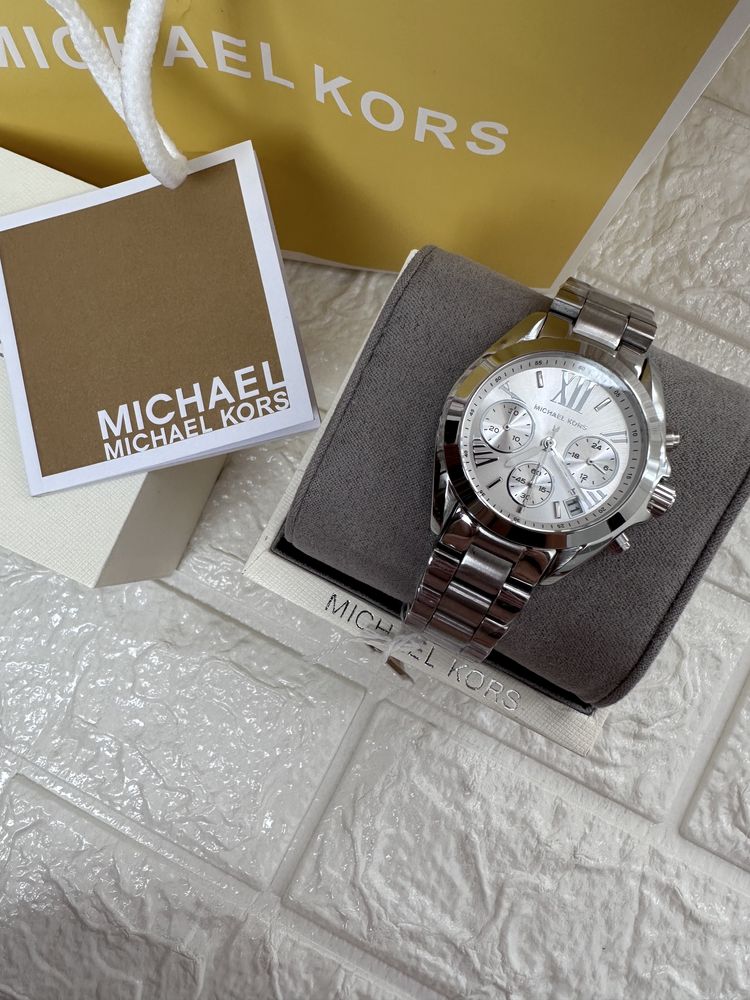 Часы Michael Kors