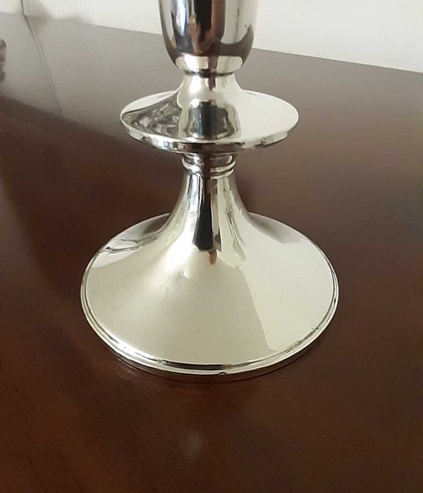 Świecznik srebro 925 /1000 wysokość 12,5 cm , średnica podstawy 9,5 cm