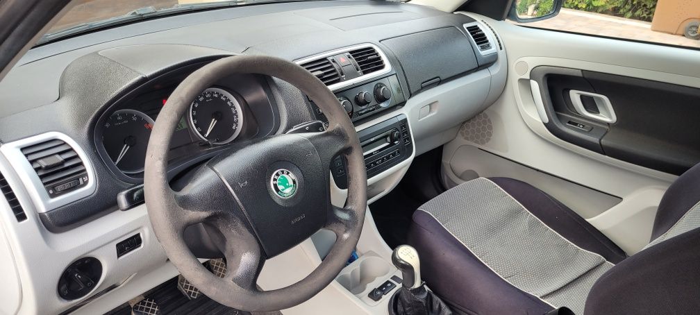 Skoda roomster 1.6 lpg