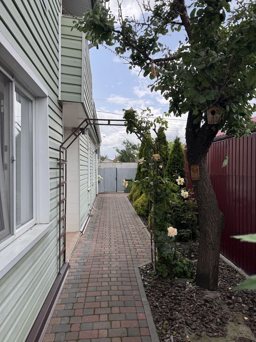 Оренда частини будинку в хорошому стані