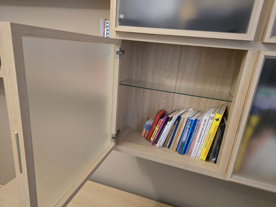 Komplet mebli – bardzo dobry stan