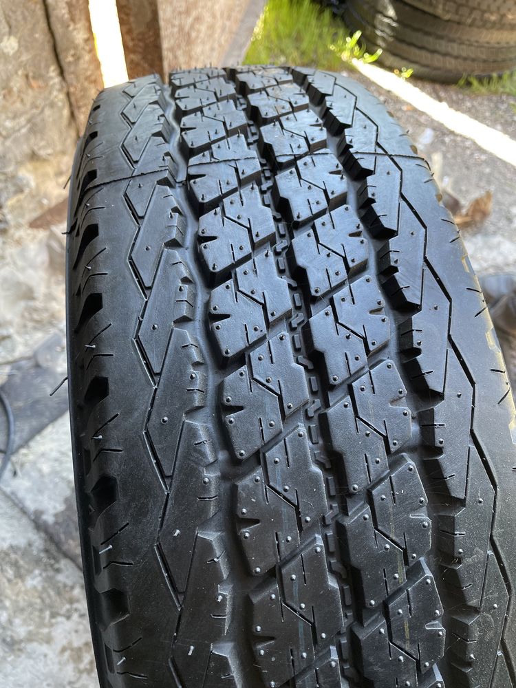 215/65 16C Bridgestone Duravis R630 1шт.