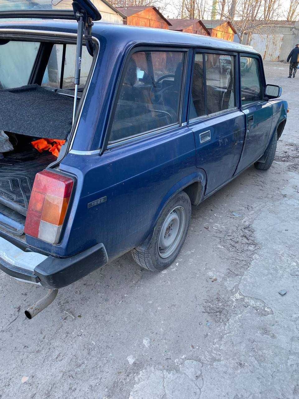 Автомобиль ВАЗ 2104, 2004 год