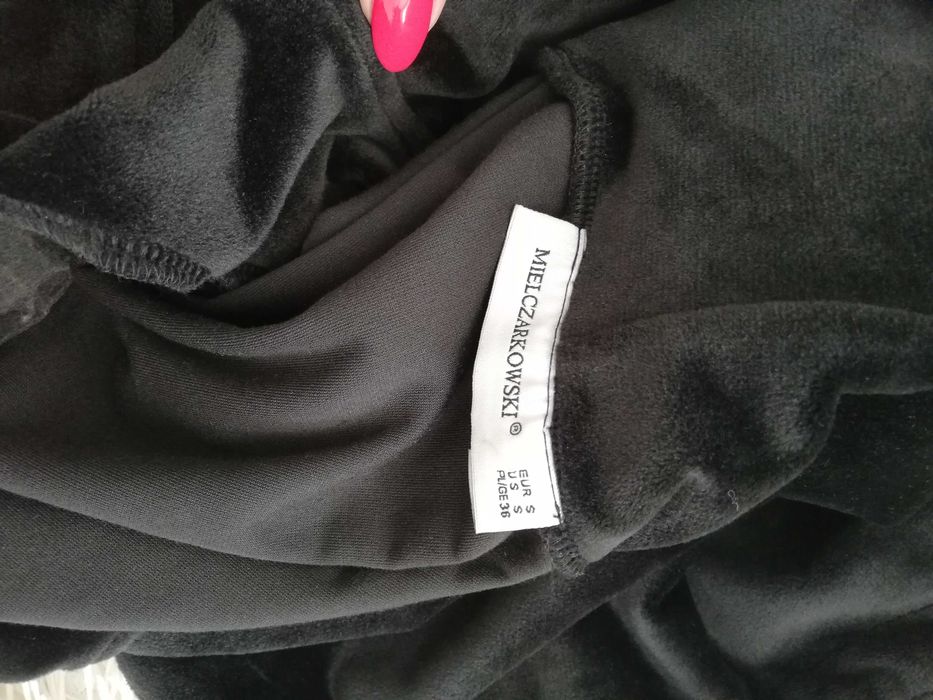bluza Mielczarkowski xs s 36 czarna bluza welurowa Mielczarkowski s 36