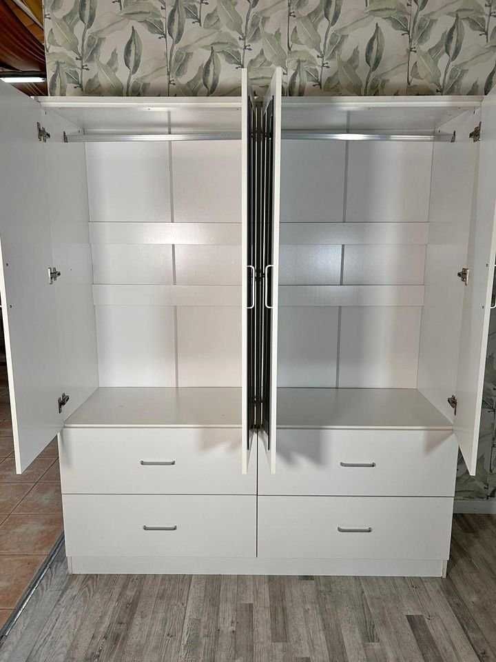 PROMOÇAO Guarda-roupa novo de 4 portas por apenas 358,99€