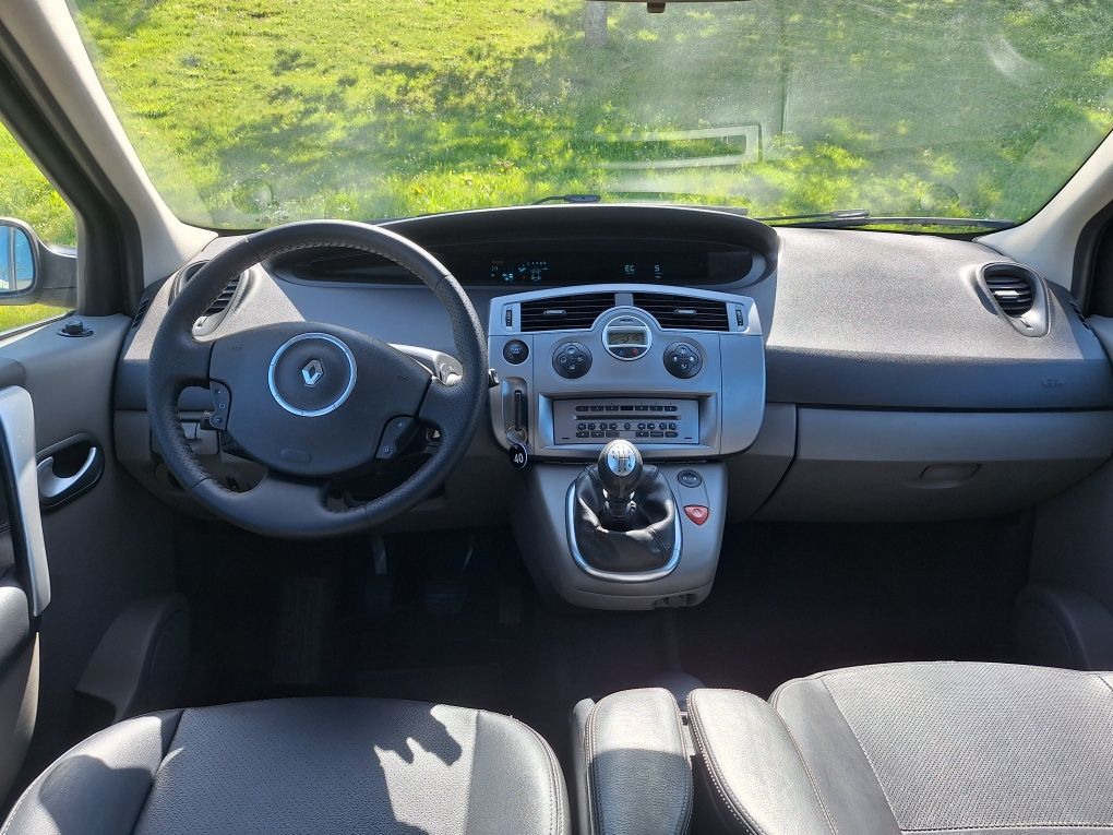 Renault Scenic 1.5 dci 205 mil klms