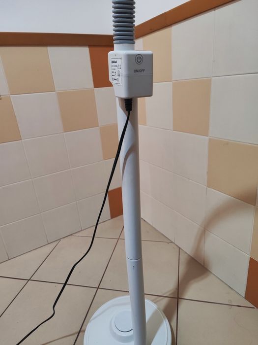 Lupa de Pé com Iluminação LED, que oferece uma experiência de visualiz