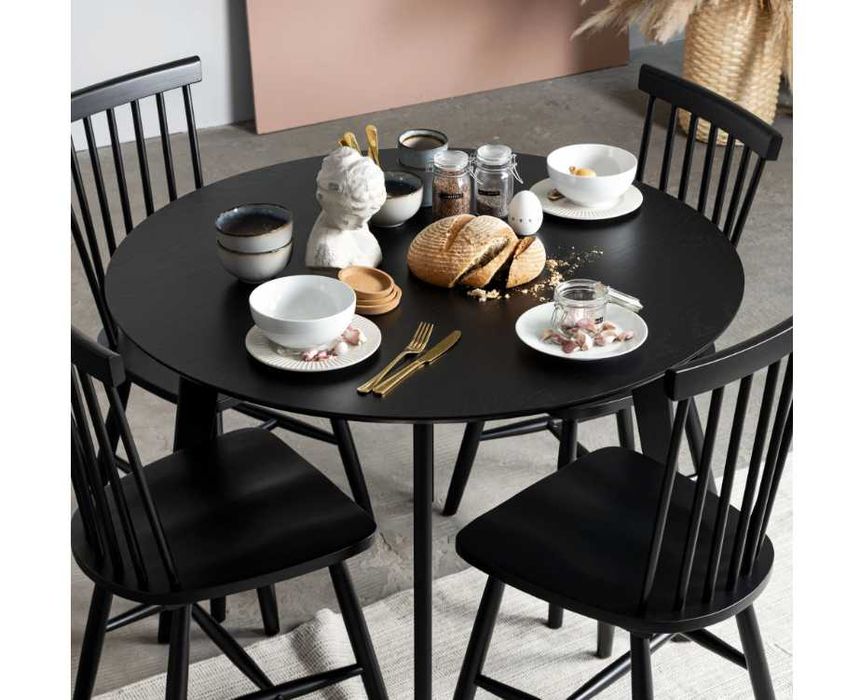 Roxby
Stół okrągły do jadalni 105 cm czarny