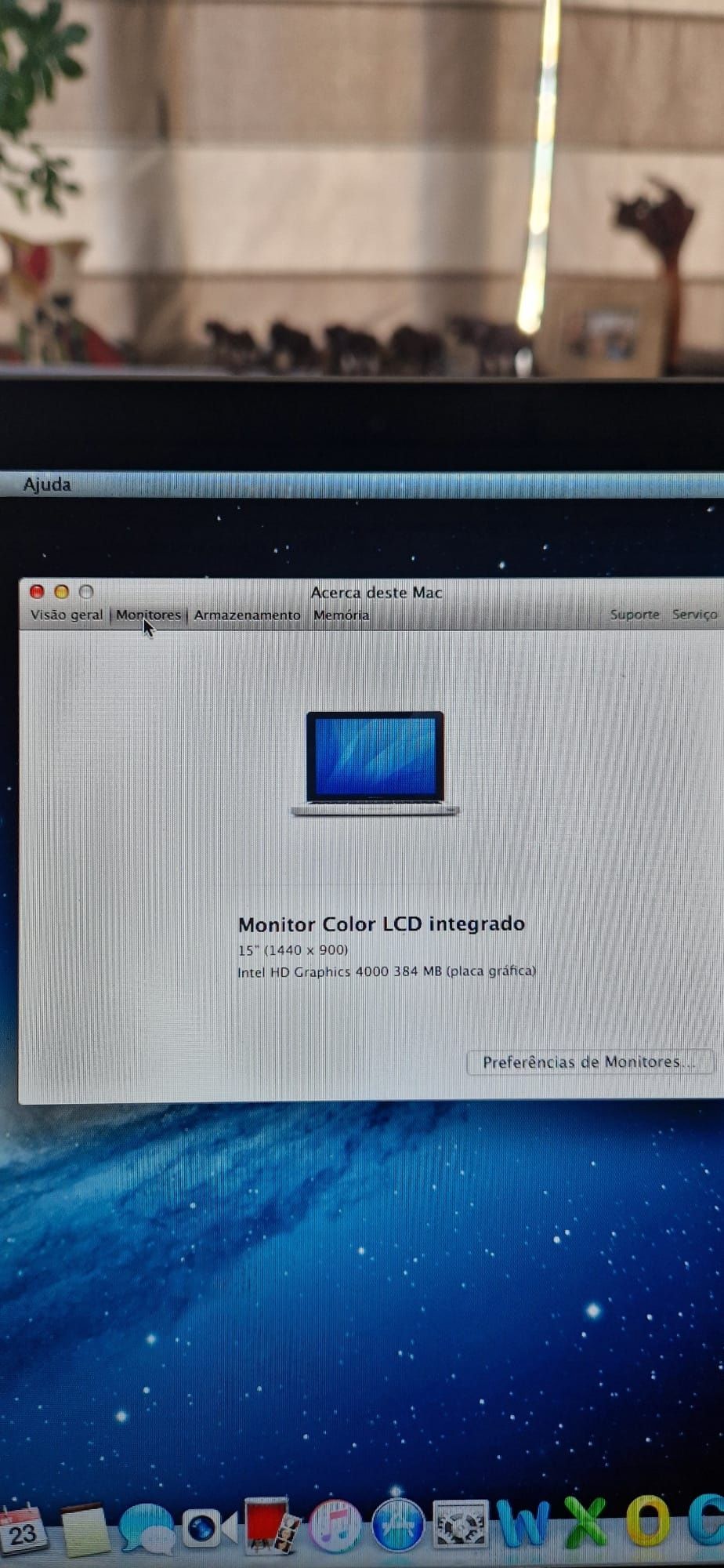 Vendo McBook Pro como novo com ótima potência leitor e tranformador cd