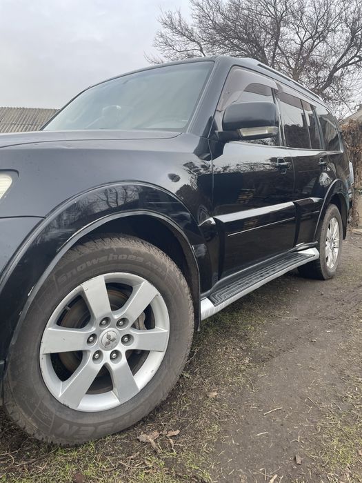 Продам Pajero Grand Wagon 4