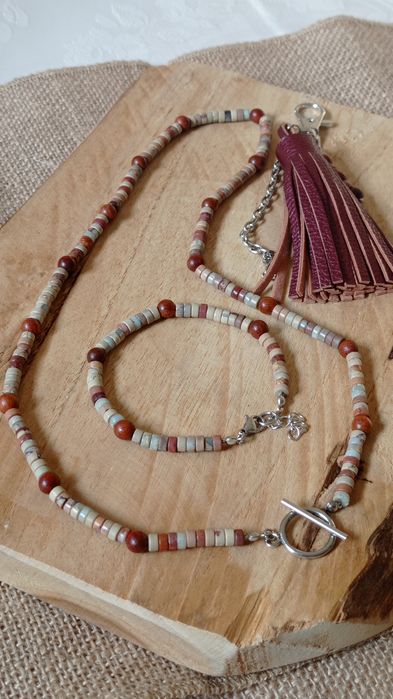 Naszyjnik damski z odpinanym wisiorkiem i bansoletką, zestaw biżuterii