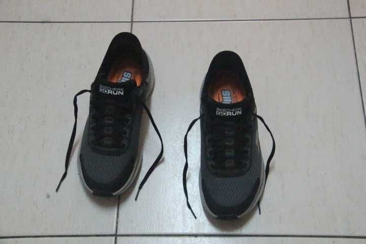 Sapatilhas Skechers – Tamanho 41 Impecável