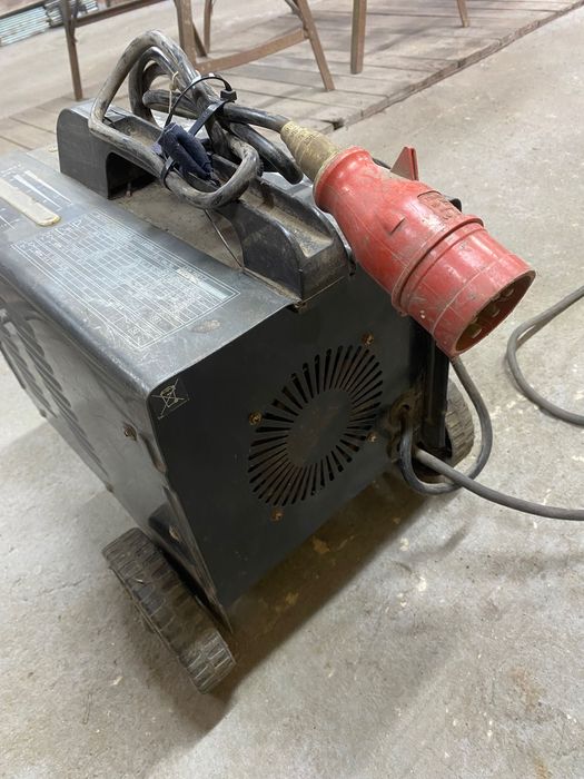 Сварочный аппарат трансформаторный Einhell fen 160