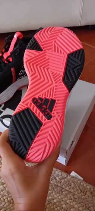 Ténis Basquetebol Adidas