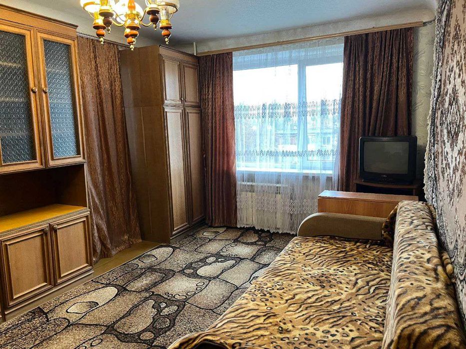 Продам 2 кімн. квартиру на Молодіжному, зуп. Героїв України. 32000