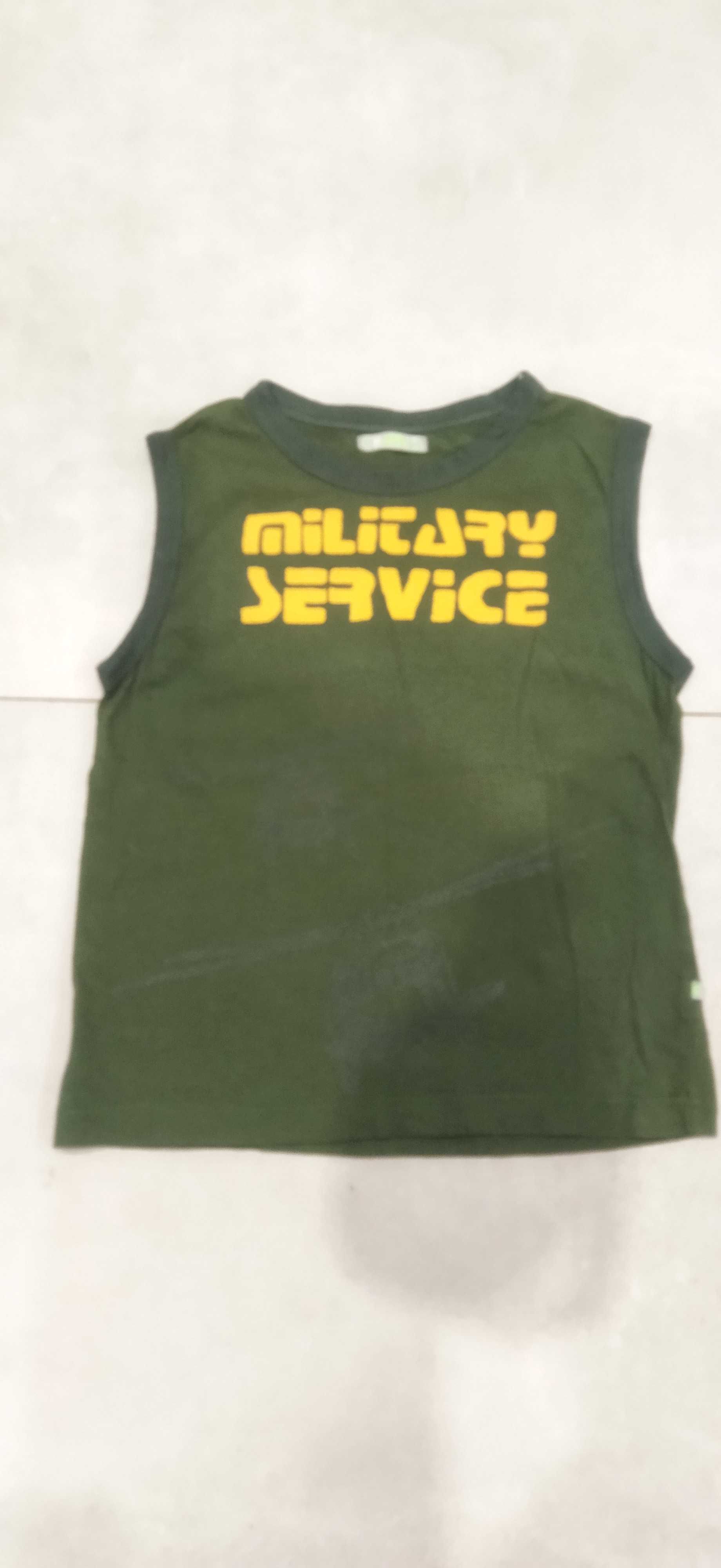 Podkoszulka/koszulka bez rękawów, kolor zielony Militaria rozm. 140 cm