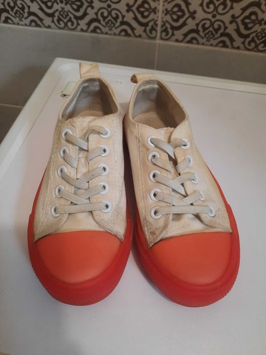 Макасини reserved 30 розмір ( 18.5 см устілка)