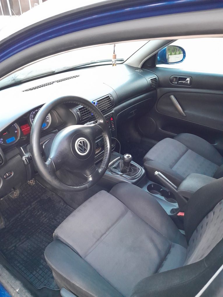 Volkswagen Passat .b5+