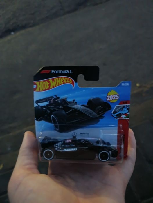 Хот вилс Formula 1 Мерседес AMG